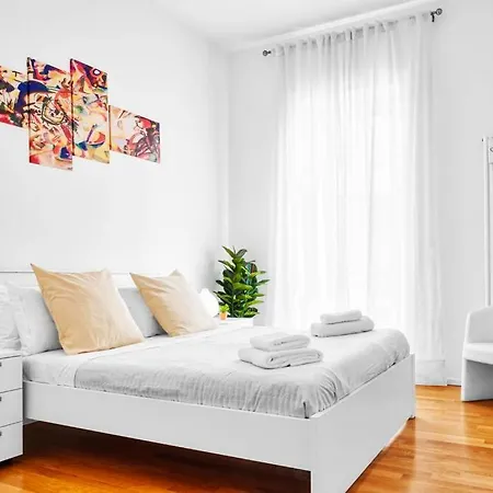 Exclusive 3 Bedrooms Apartment *